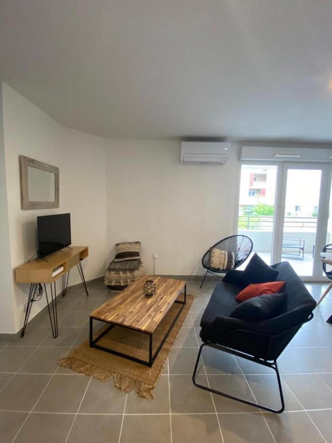 Appartement T3 La Londe Les Maures Exterior photo