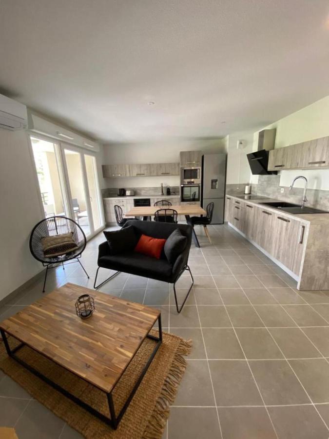 Appartement T3 La Londe Les Maures Exterior photo